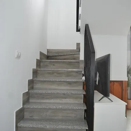 El Molino 3 *